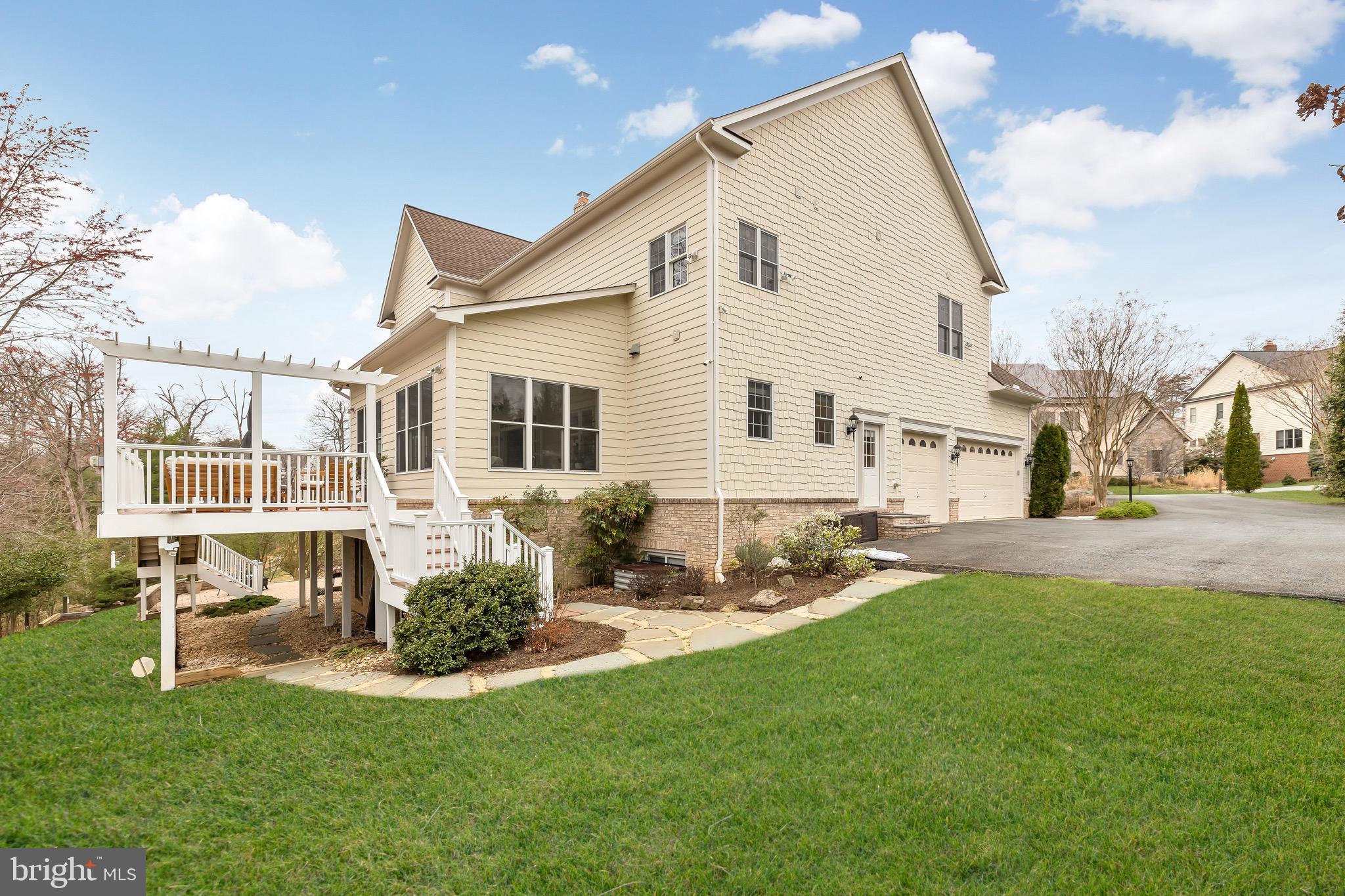 8908 Bells Mill Road Potomac, MD 20854 - Photo 3 of 91 Gallery Image 3