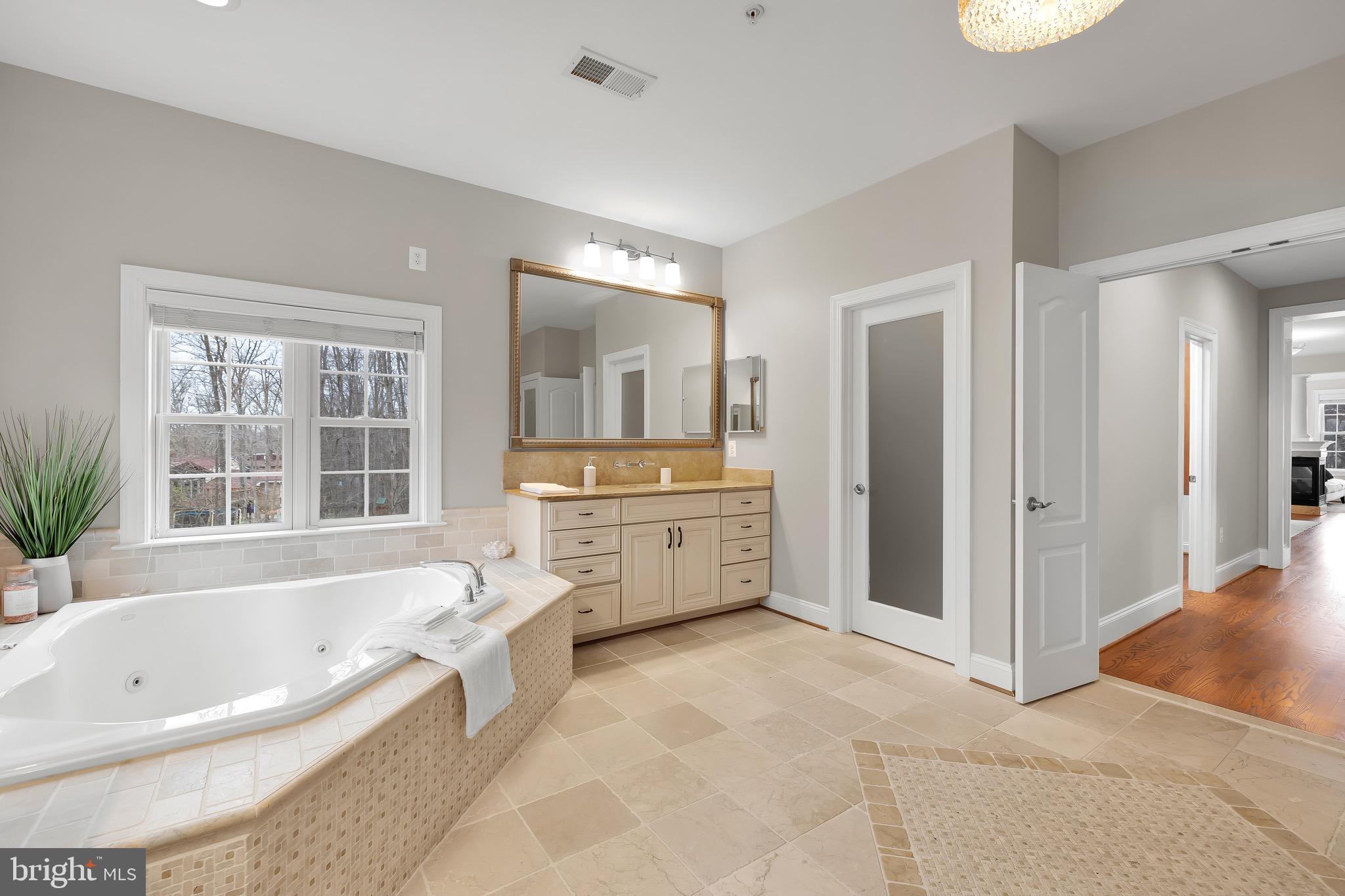 8908 Bells Mill Road Potomac, MD 20854 - Photo 48 of 91 Toilet 1