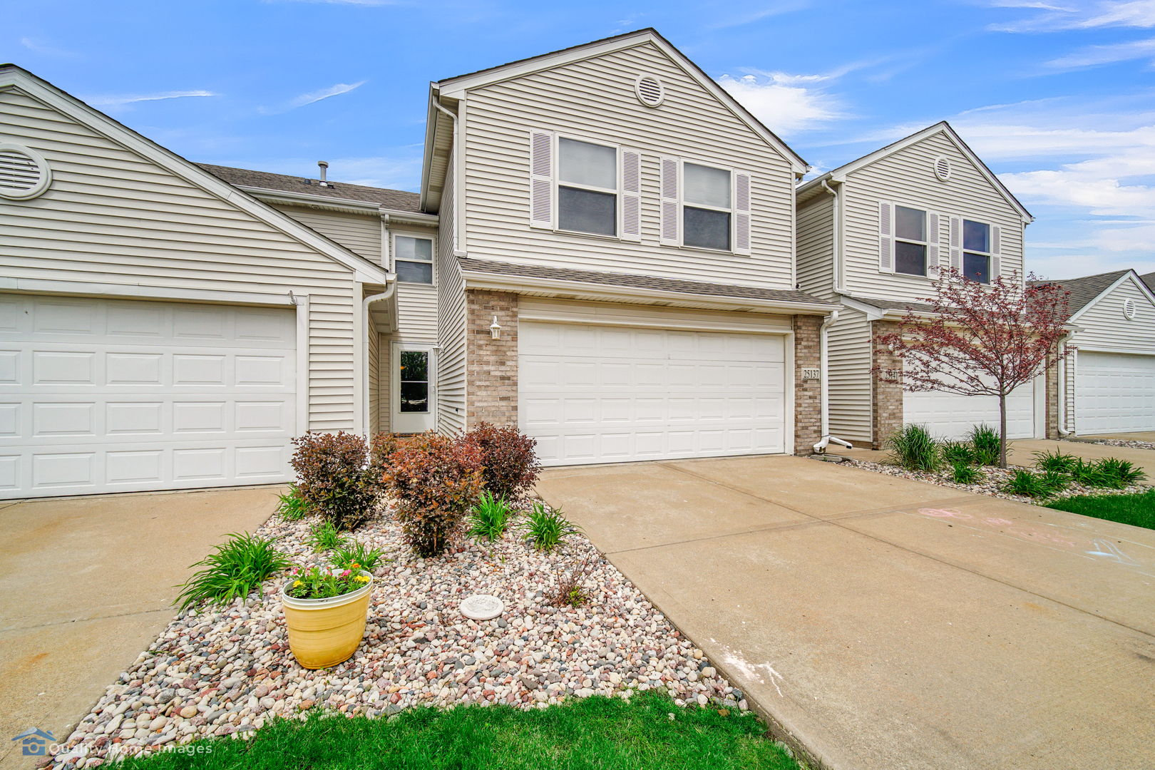 25137 Faraday Road Manhattan, IL 60442 - Photo 1 of 19