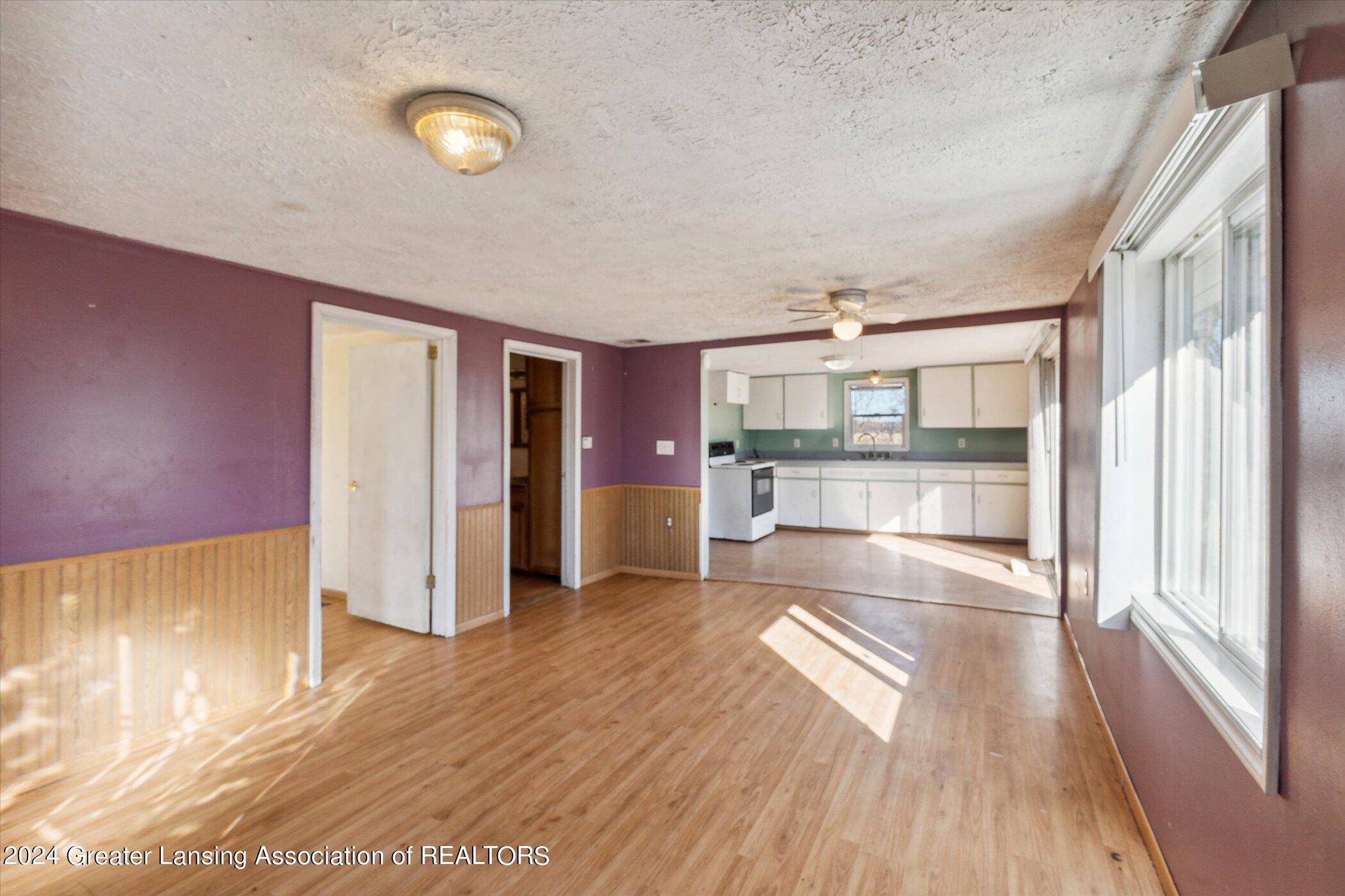4756 Curtice Road Mason, MI 48854 - Photo 3 of 26 03-4756-Curtice-Rd-Mason-MI-48854-Window