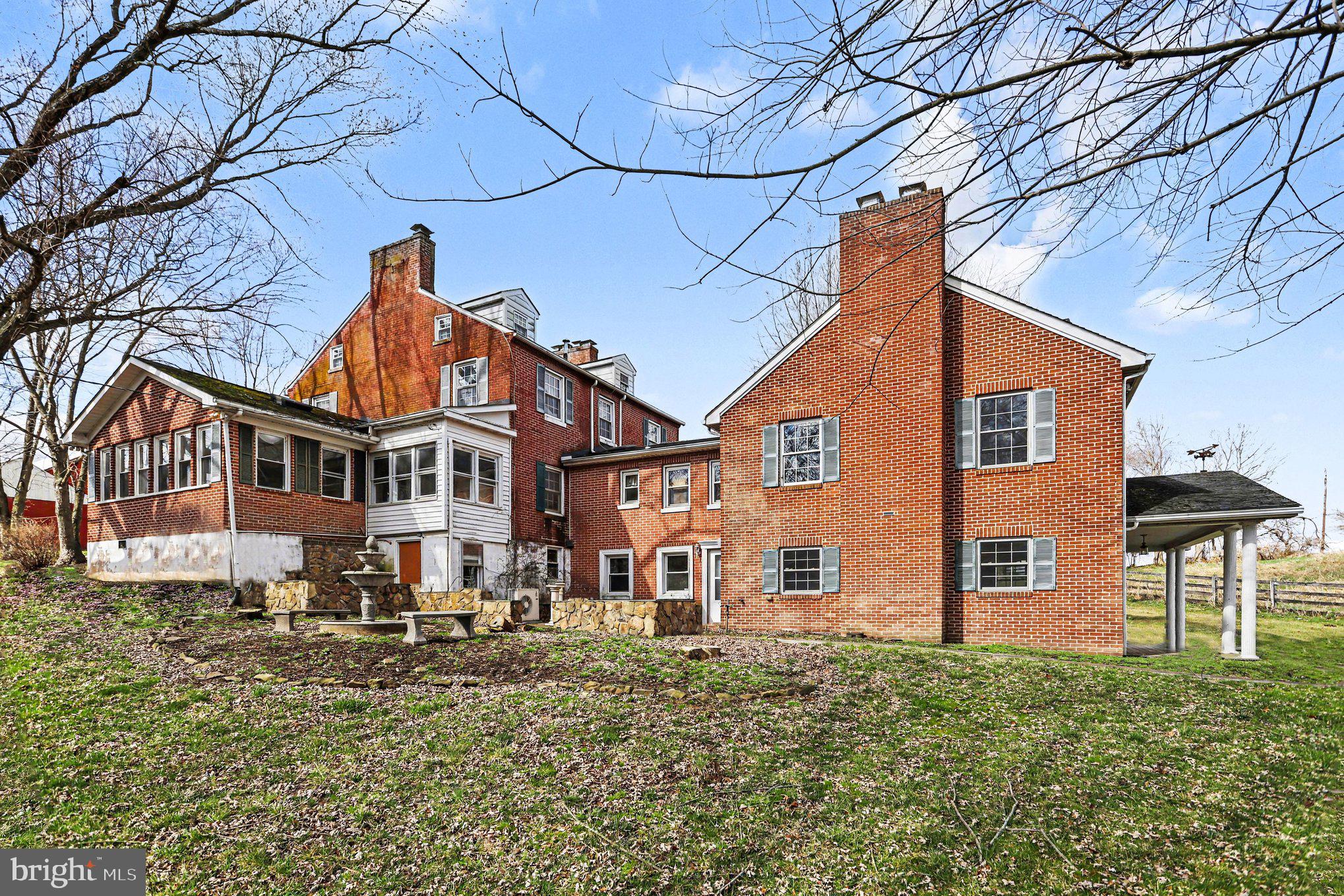 10301 Mckinstry Mill Road New Windsor, MD 21776 - Photo 30 of 43 Side elevation