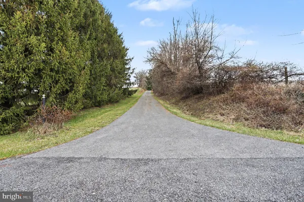 $400,000 | 10301 Mckinstry Mill Road, New Windsor, MD 21776