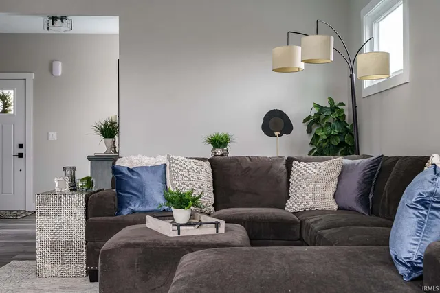 $394,400 | 52520 East Trail, South Bend, IN 46628