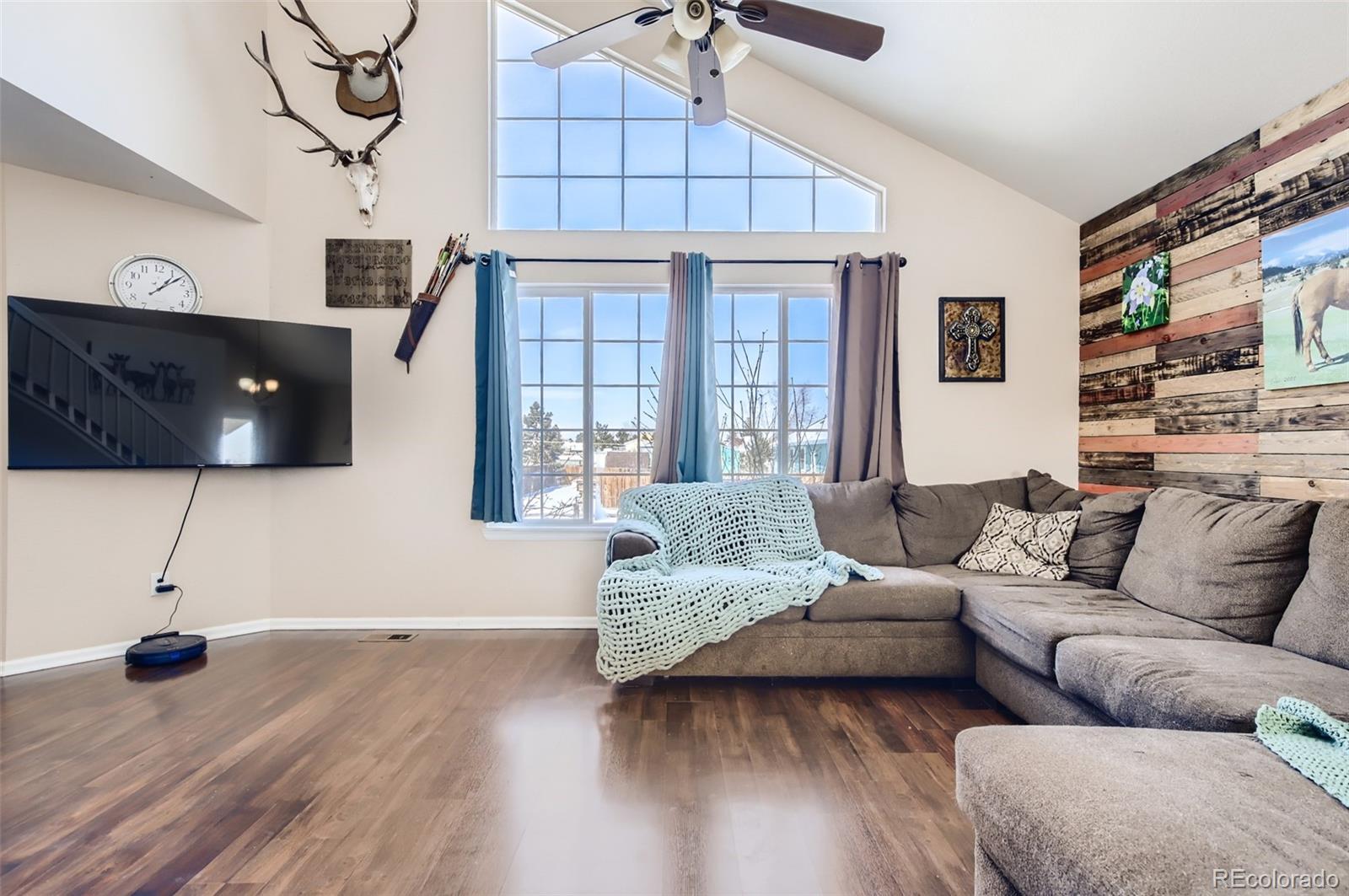 34094 Prairie Loop Elizabeth, CO 80107 - Photo 7 of 28 Gallery Image 7