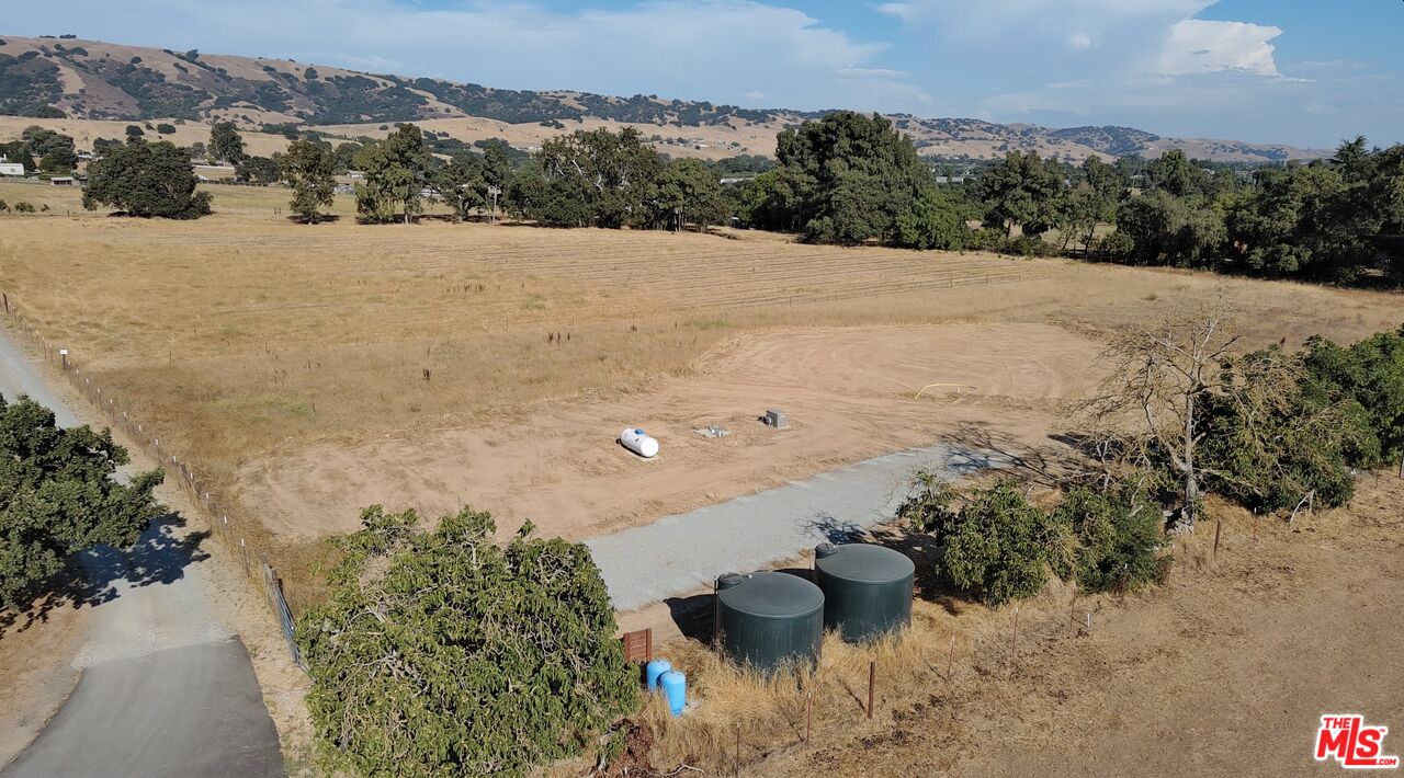 2590 Roop Road Gilroy, CA 95020 - Photo 16 of 27 a view of lake and mountain
