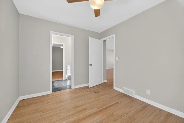 $1,795 | 11817 West North Avenue, Wauwatosa, WI 53226