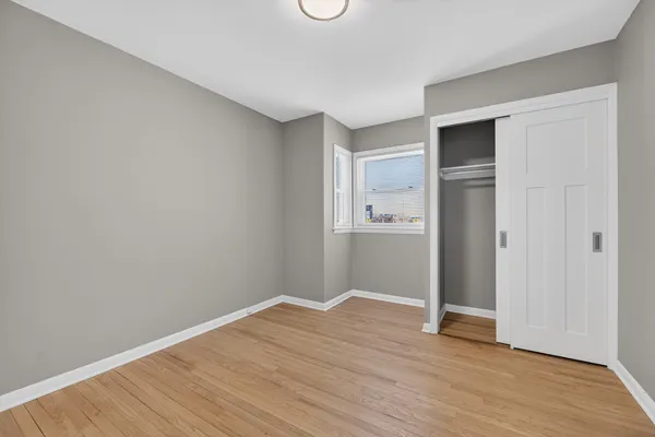$1,795 | 11817 West North Avenue, Wauwatosa, WI 53226