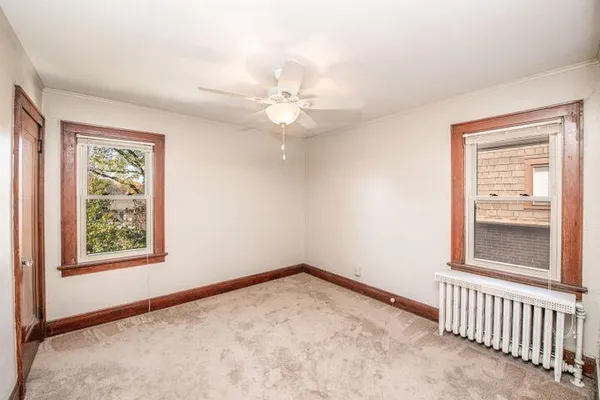 $1,500 | 4217 North Newhall Street, Unit 4219, Shorewood, WI 53211