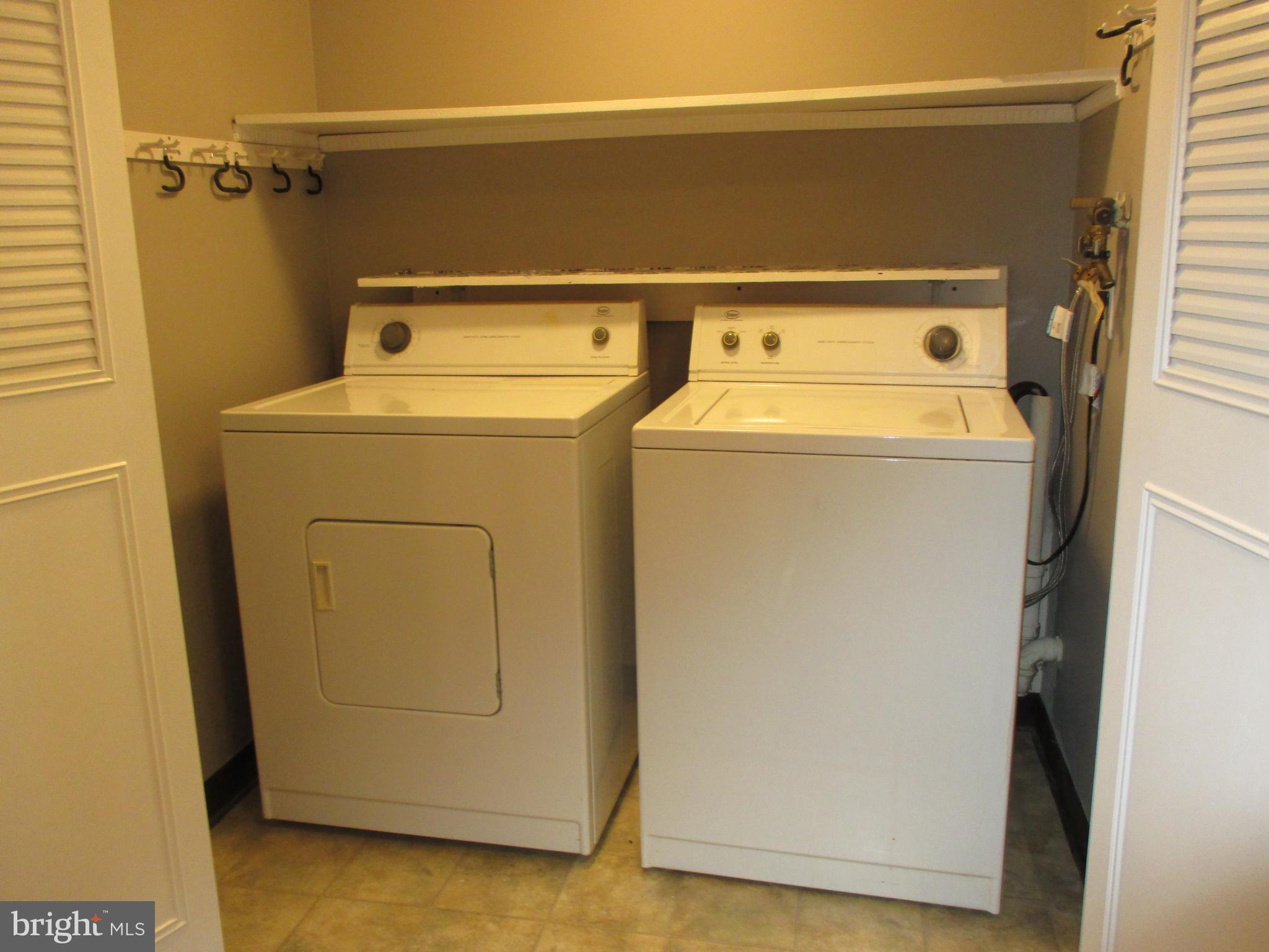 1000 Country Club Road, Unit A16 York, PA 17403 - Photo 11 of 15 Gallery Image 11