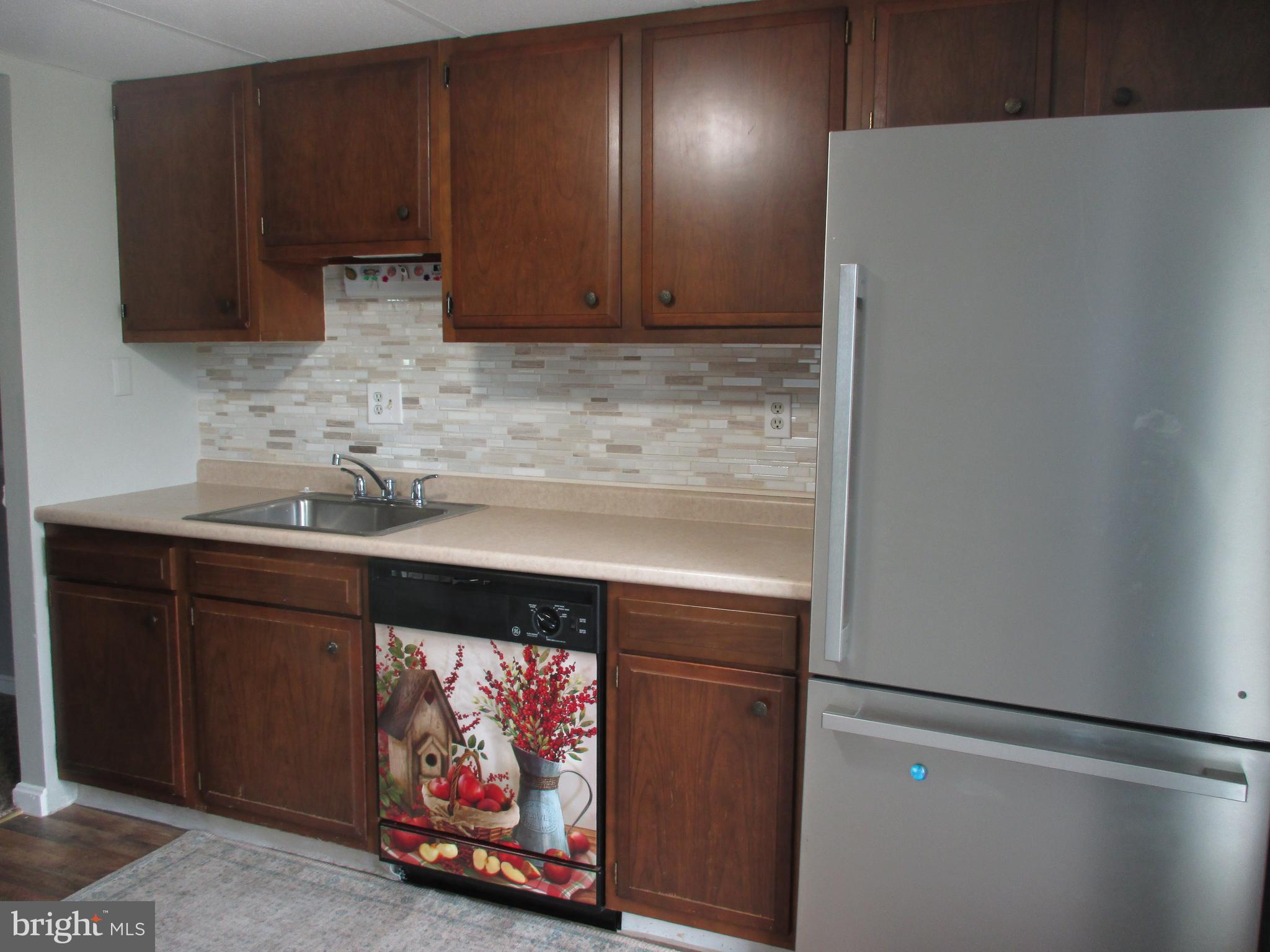 1000 Country Club Road, Unit A16 York, PA 17403 - Photo 6 of 15 Gallery Image 6