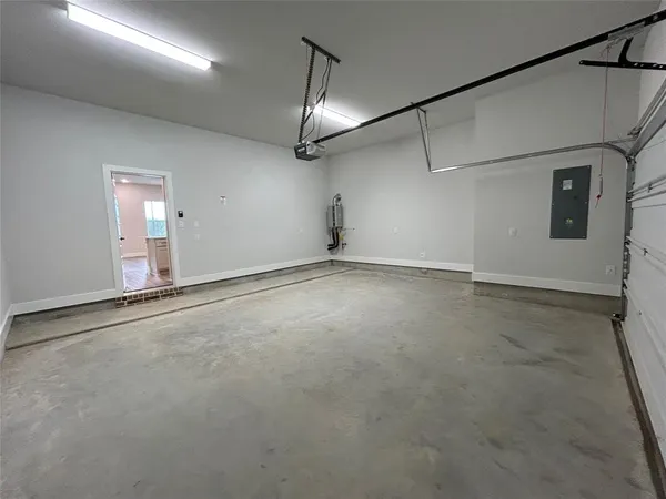 a view of entryway and hall