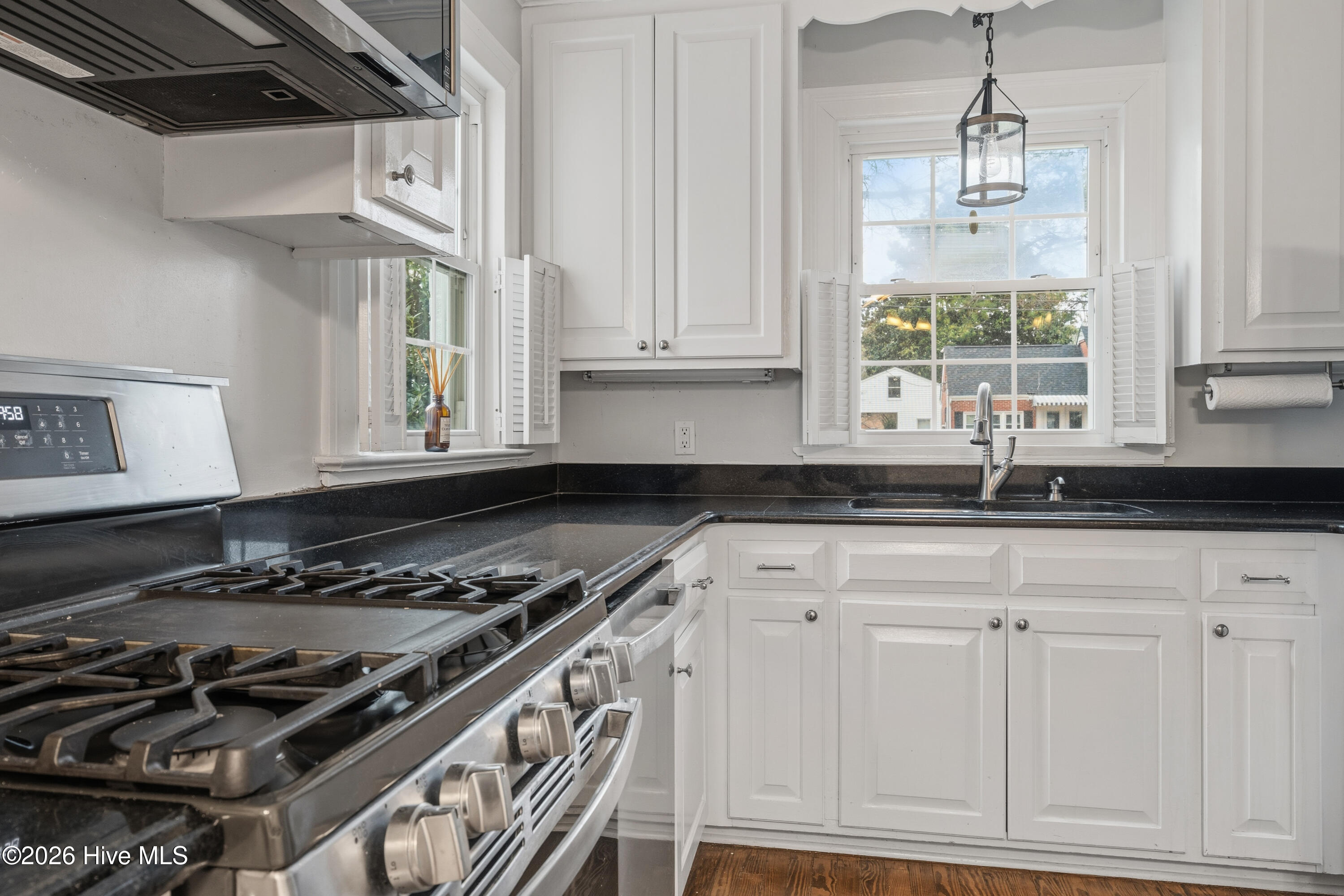 1105 Anderson Street Northwest Wilson, NC 27893 - Photo 11 of 34 DSC00203