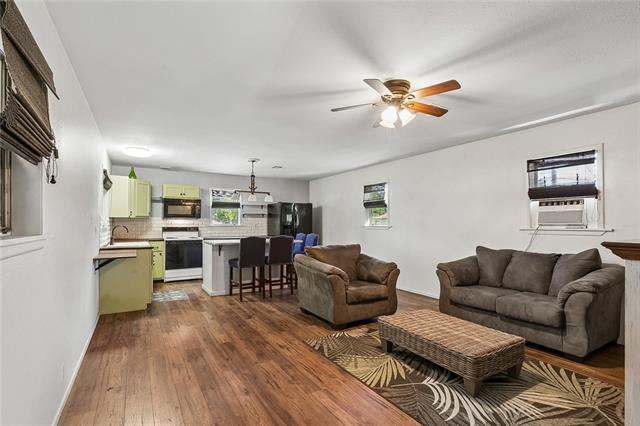 541 Mathew Street Lafitte, LA 70067 - Photo 3 of 20