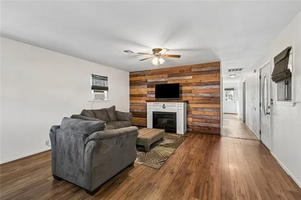 $105,000 | 541 Mathew Street, Lafitte, LA 70067