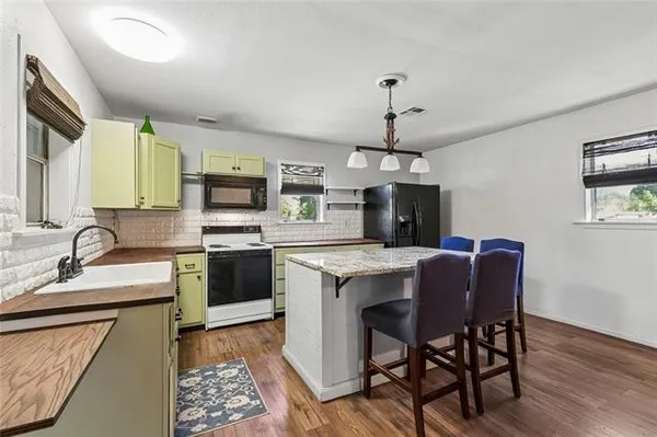 $105,000 | 541 Mathew Street, Lafitte, LA 70067