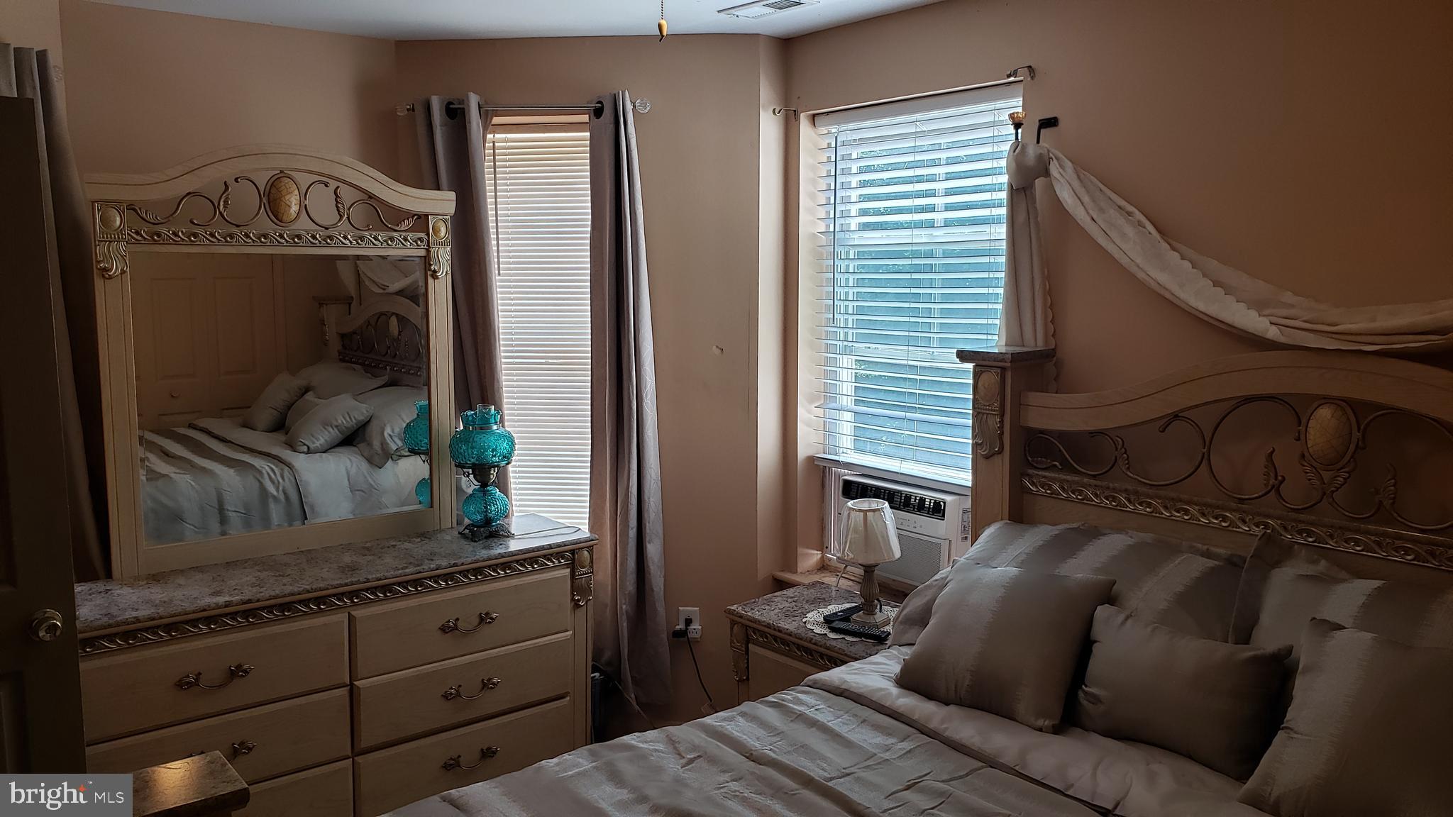 273 Spring Street Trenton, NJ 08618 - Photo 9 of 14 Gallery Image 9