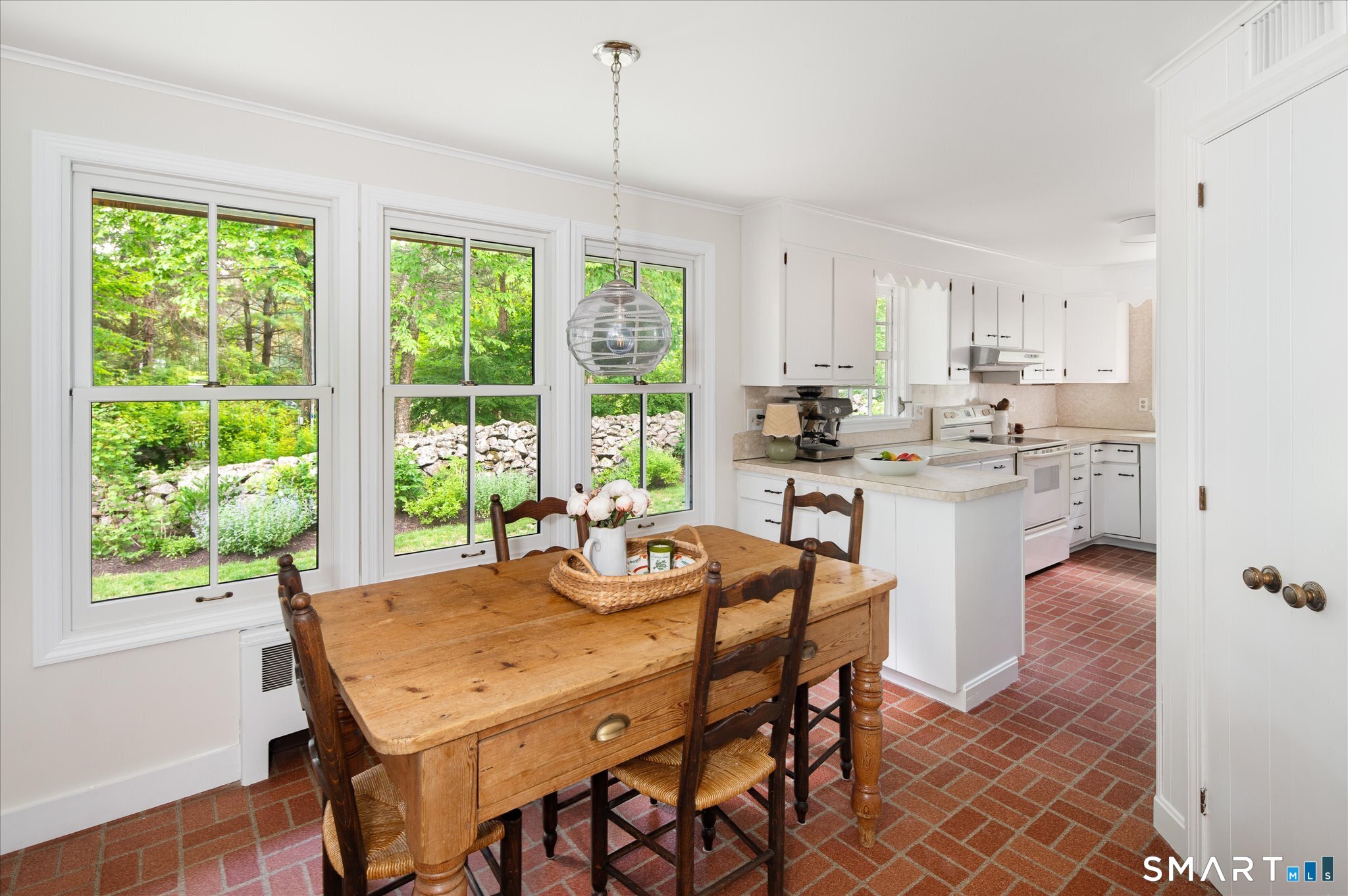 127 Limekiln Road Redding, CT 06896 - Photo 14 of 37