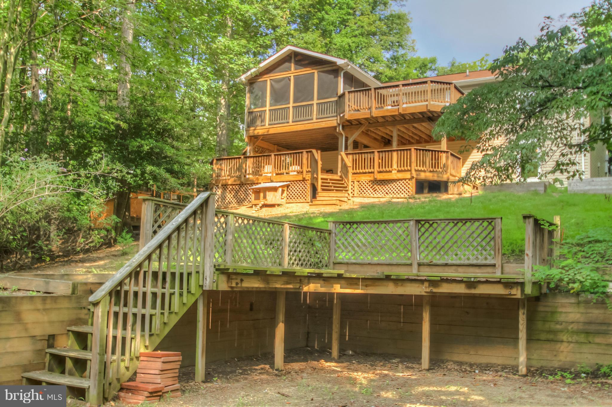 156 MacGregor Ridge Road Stafford, VA 22554 - Photo 24 of 28 Exterior (Rear)