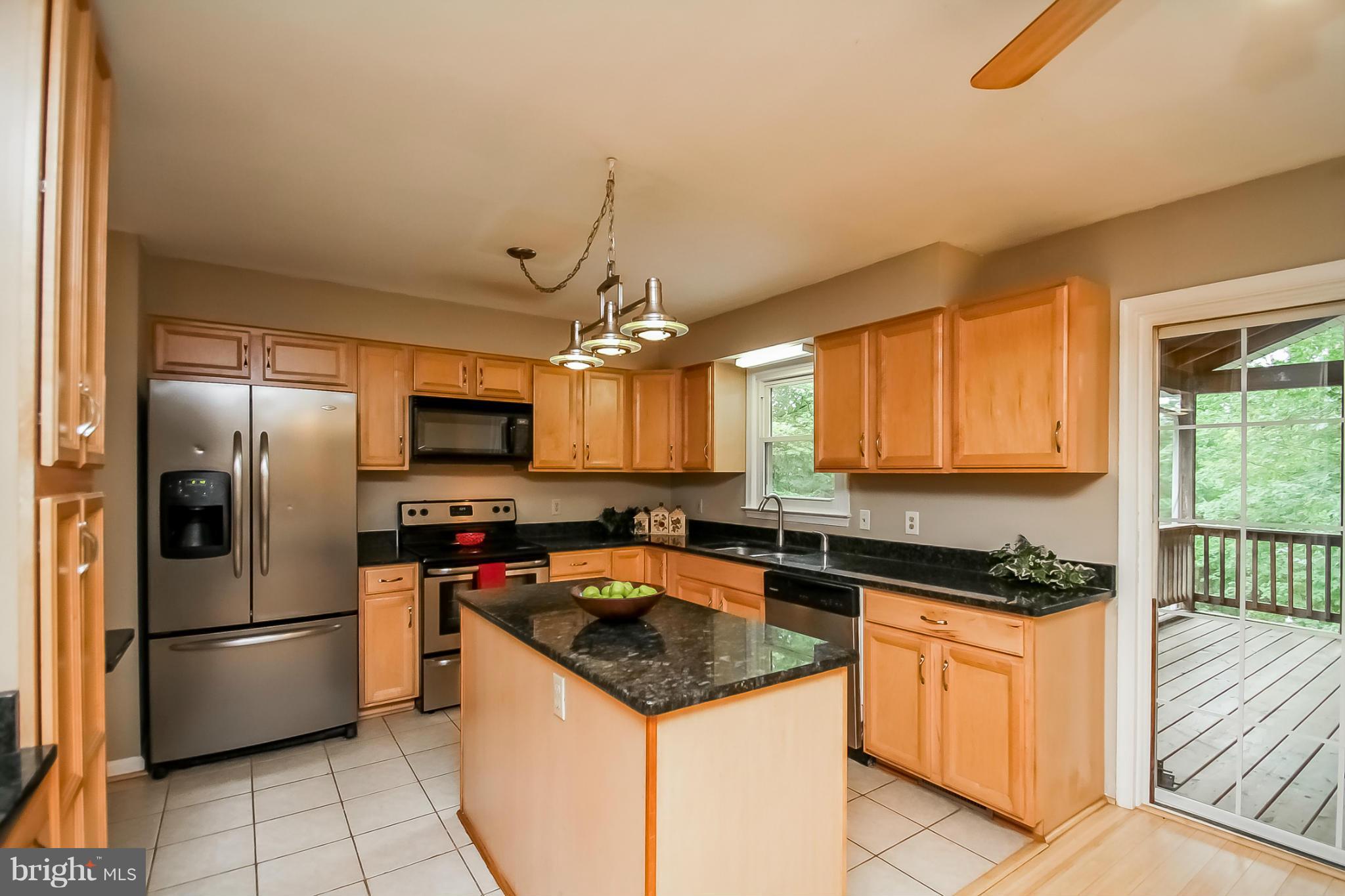 156 MacGregor Ridge Road Stafford, VA 22554 - Photo 6 of 28 Kitchen