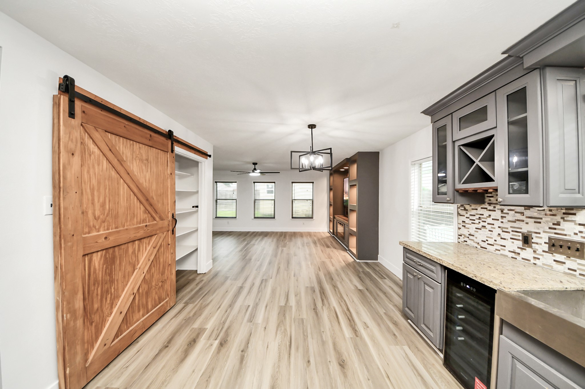 1910 Fallow Lane Houston, TX 77049 - Photo 14 of 25