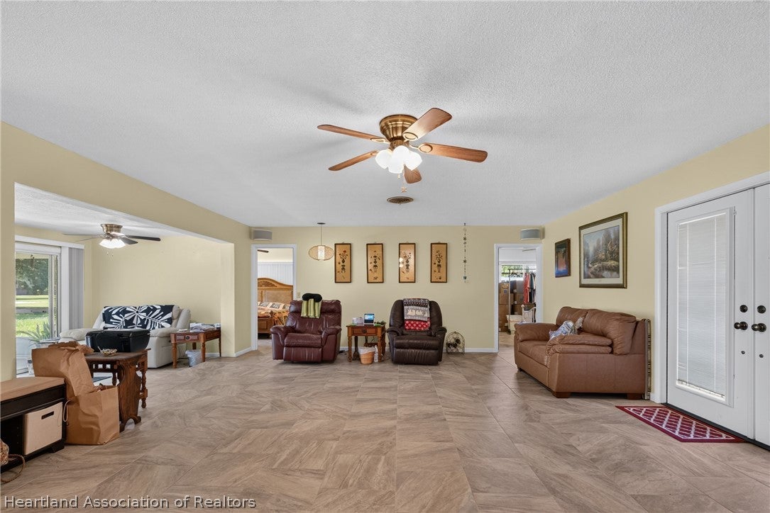 765 Golfside Lane Sebring, FL 33870 - Photo 26 of 49 Gallery Image 26