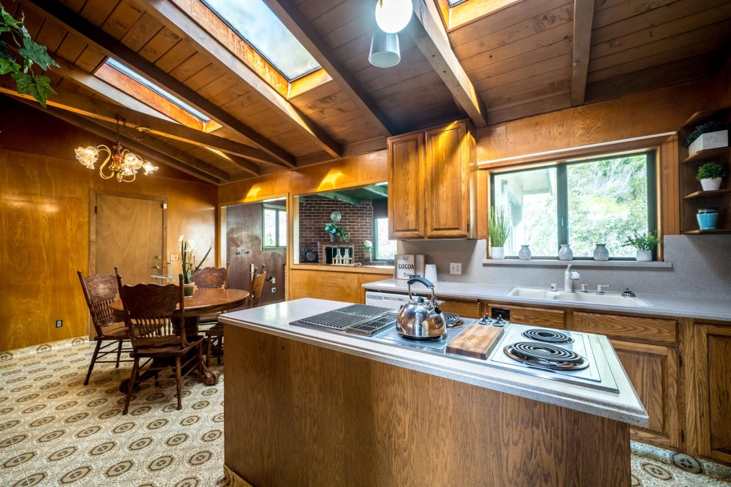 1 Hinton Ranch Road Pacifica, CA 94044 - Photo 8 of 28 Gallery Image 8