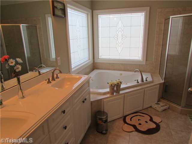 4921 Fox Chase Road Greensboro, NC 27410 - Photo 9 of 16 Master Bath/Spa.