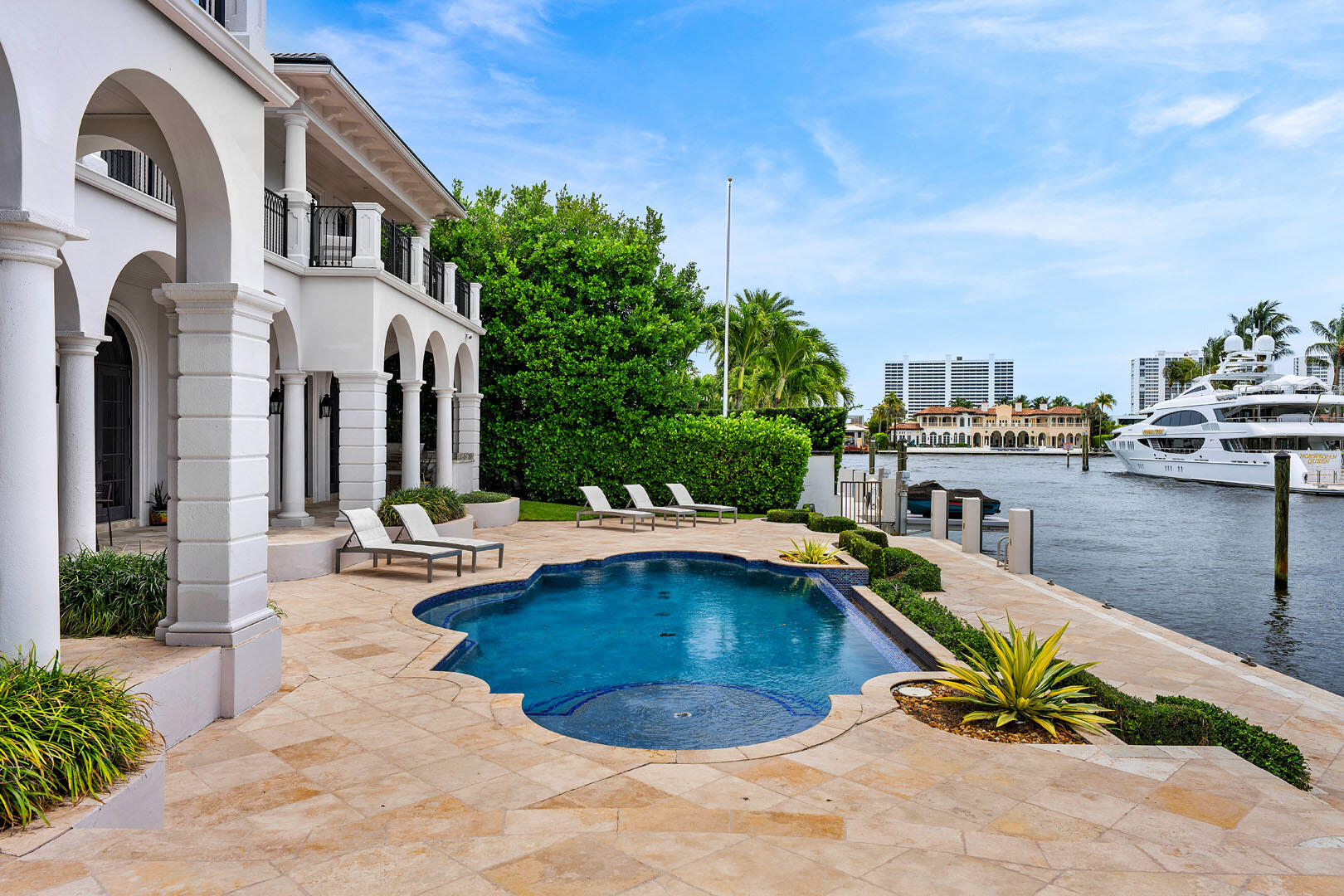 450 South Maya Palm Drive Boca Raton, FL 33432 - Photo 21 of 70 450_South_Maya_Palm_Drive_24