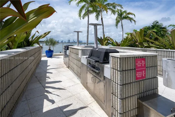 $5,750 | 800 West Avenue, Unit 946, Miami Beach, FL 33139