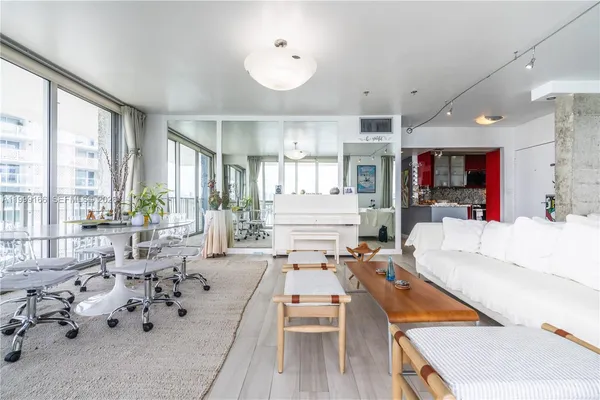 $5,750 | 800 West Avenue, Unit 946, Miami Beach, FL 33139