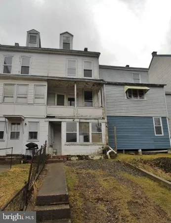 $45,900 | 931 West Spruce Street, Coal Township, PA 17866