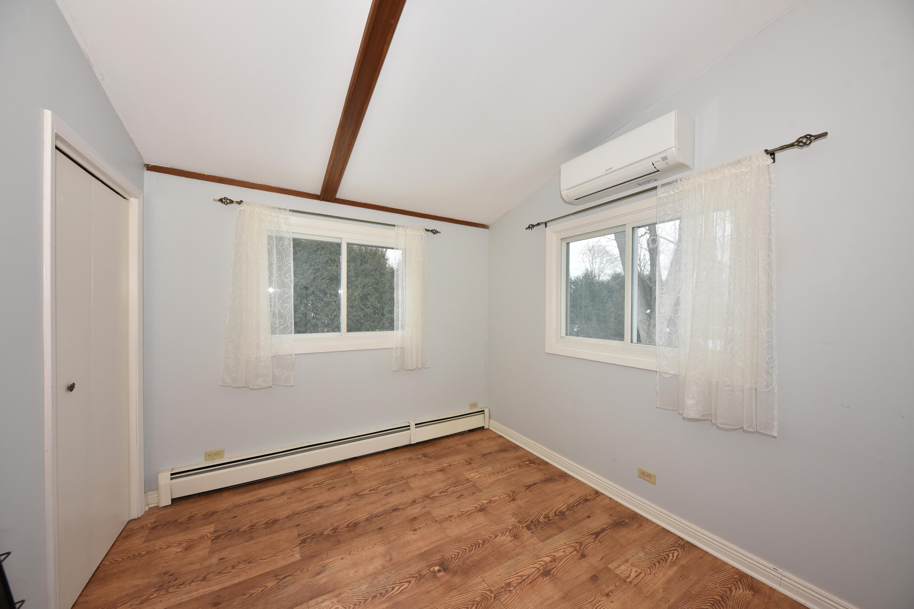 10156 South Nicholson Road Oak Creek, WI 53154 - Photo 15 of 37 18