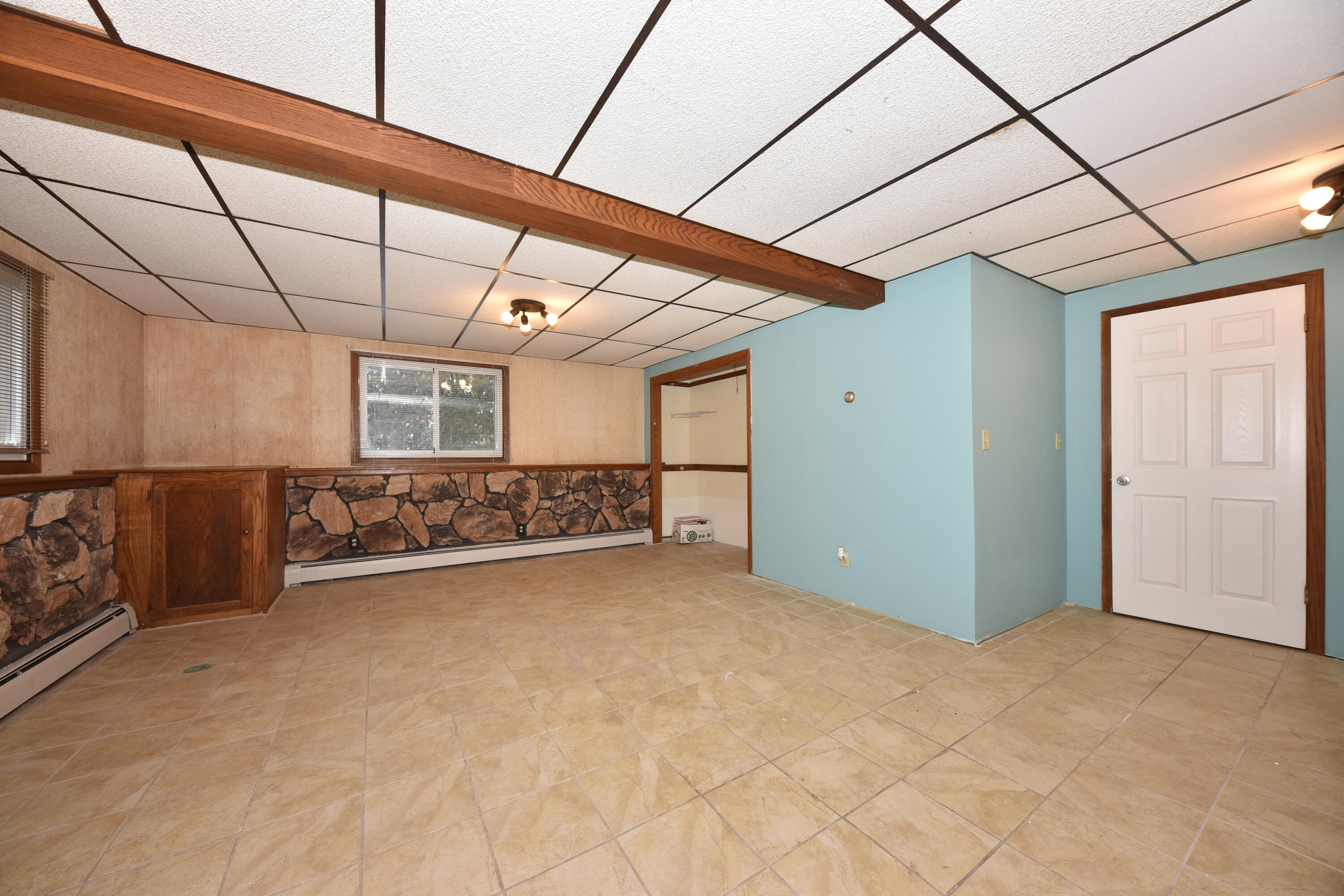 10156 South Nicholson Road Oak Creek, WI 53154 - Photo 21 of 37 24