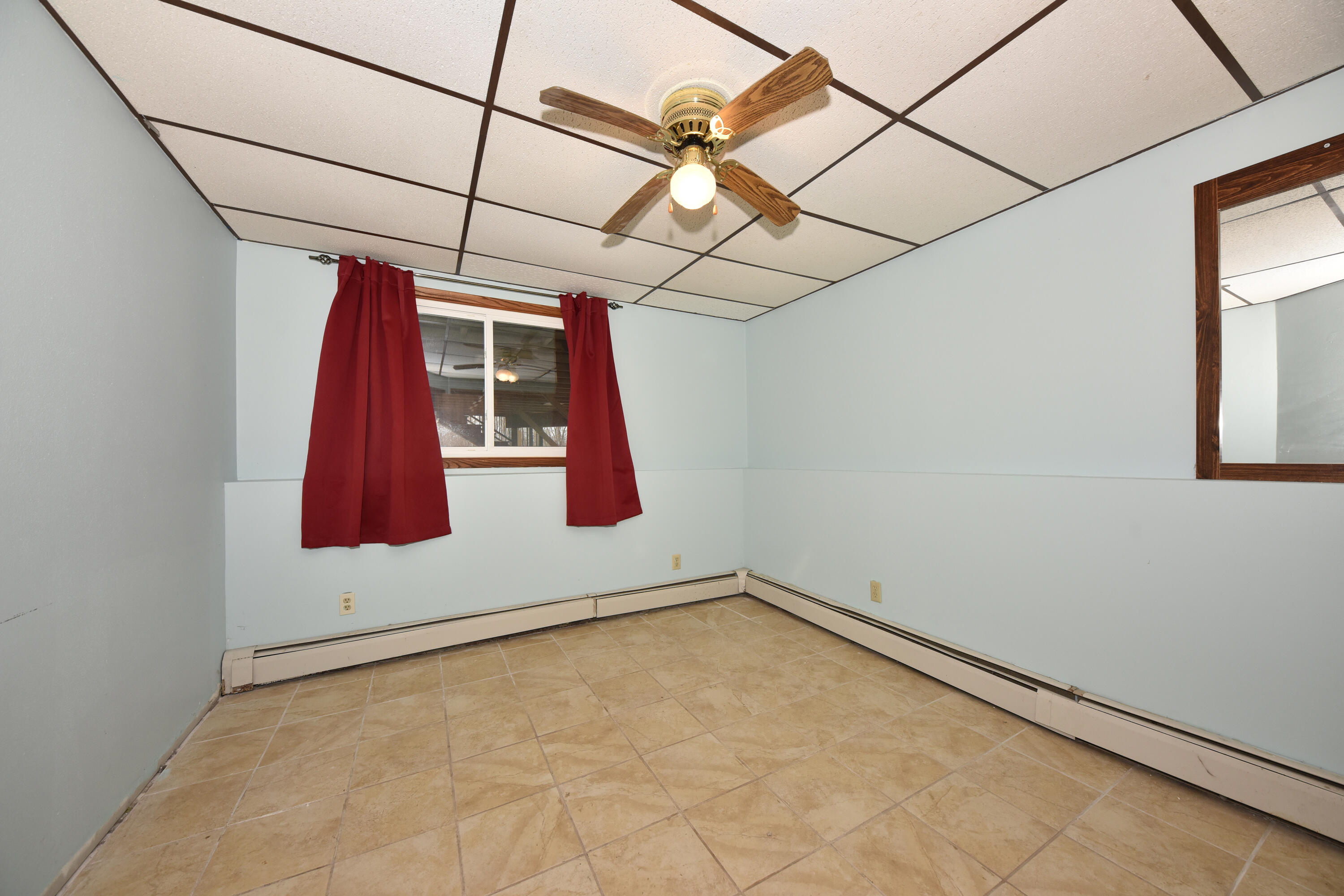 10156 South Nicholson Road Oak Creek, WI 53154 - Photo 23 of 37 26