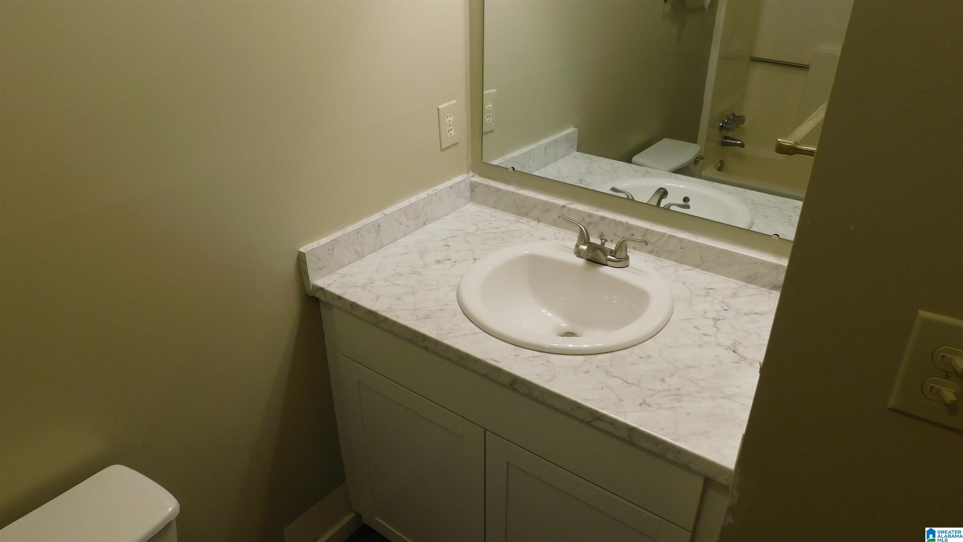 128 Bluegrass Drive Alabaster, AL 35007 - Photo 11 of 24