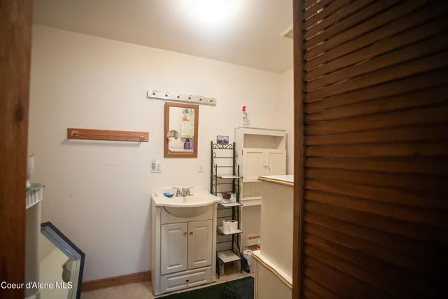 $649,000 | 681 Hummingbird Lane, Blanchard, ID 83804