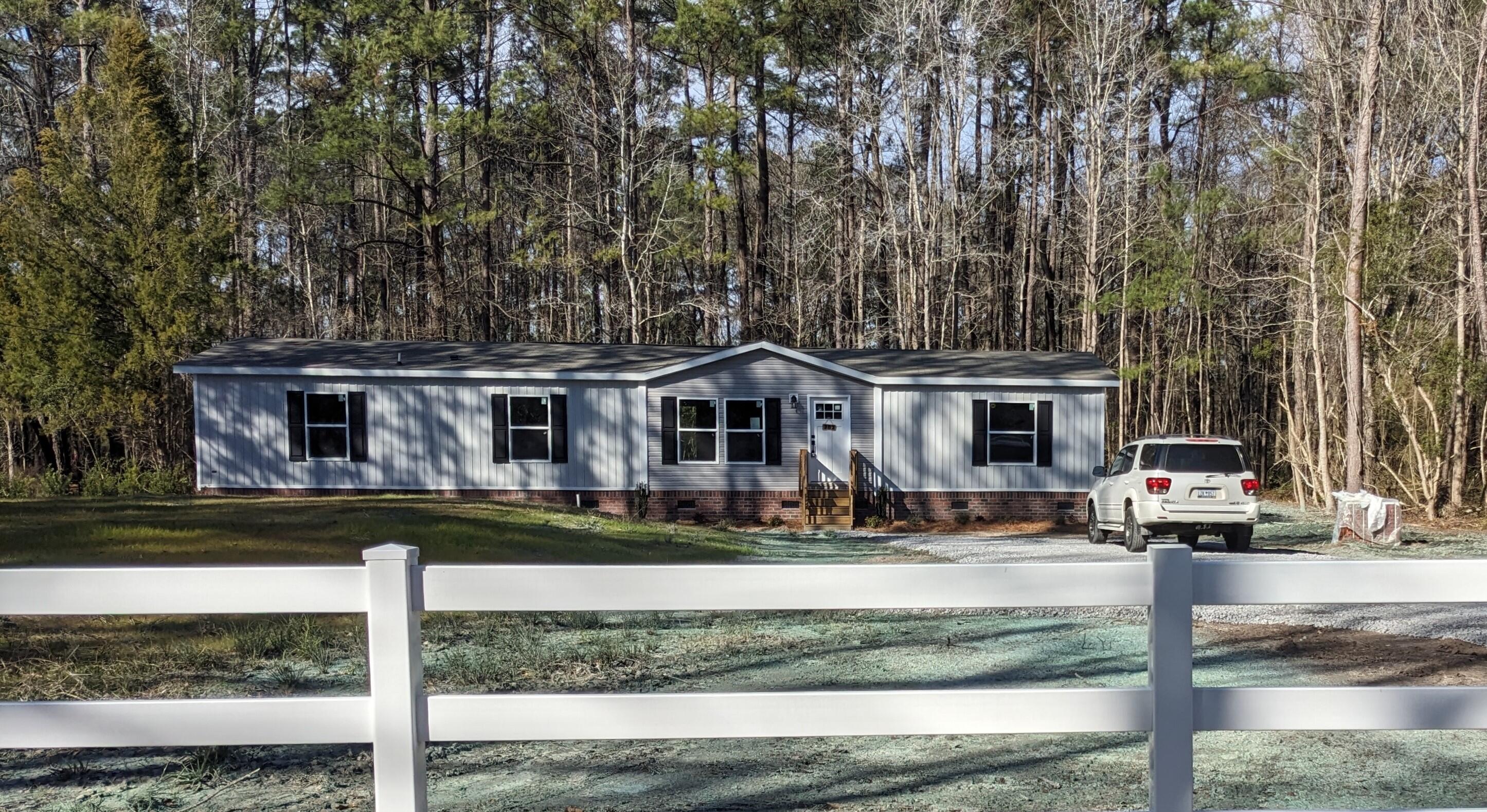 382 South Main Street Ridgeville, SC 29472 - Photo 24 of 31 PXL_20240202_193402060