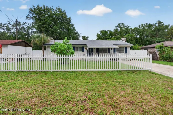 $220,000 | 1208 Melrose Avenue, Green Cove Springs, FL 32043