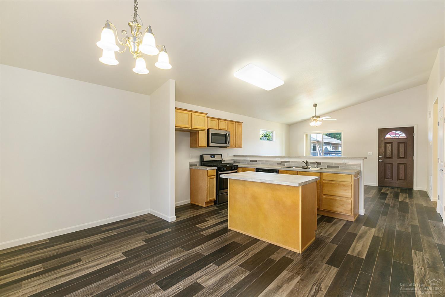 2663 Northeast Colleen Road Prineville, OR 97754 - Photo 11 of 25 Additional Photo