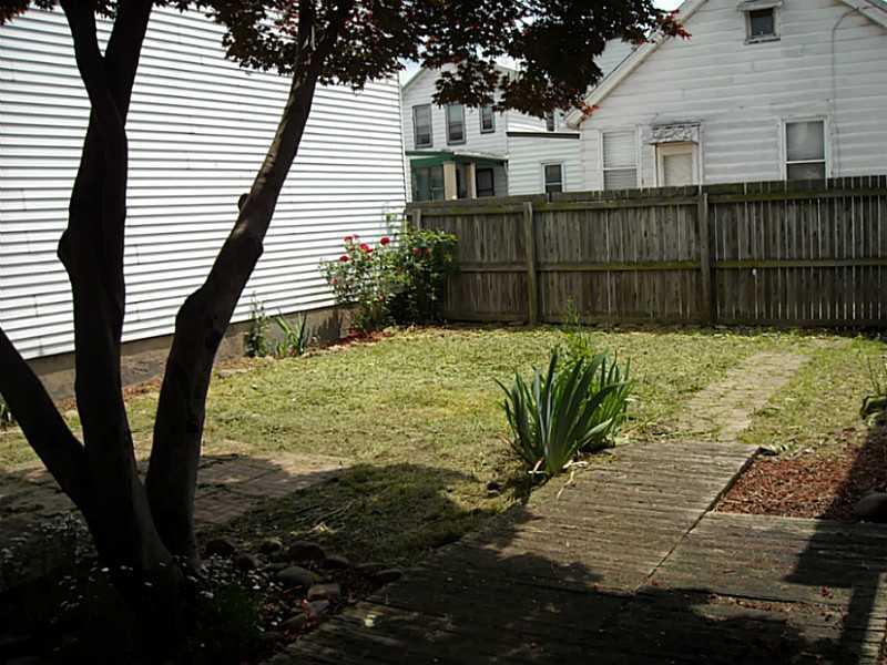 307 Ella Street McKees Rocks, PA 15136 - Photo 19 of 19 Yard/Garden.