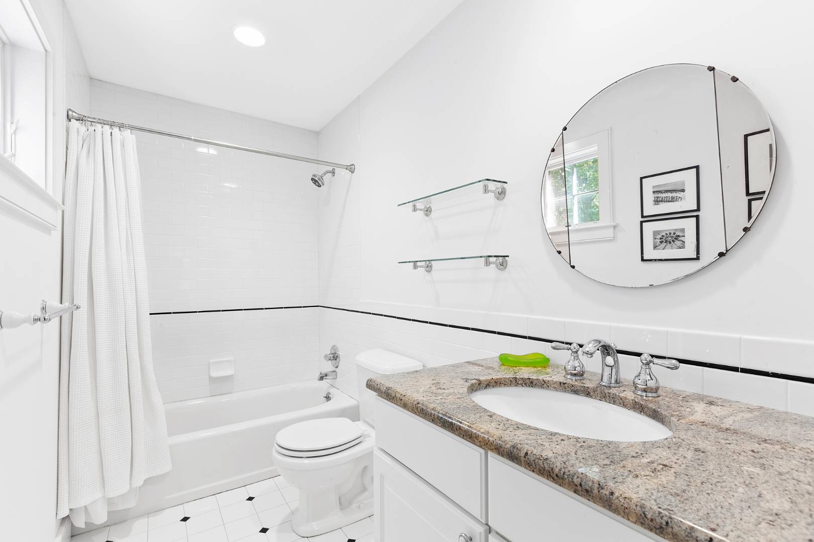 25 Old Sag Harbor Road Bridgehampton, NY 11963 - Photo 12 of 16 Gallery Image 12
