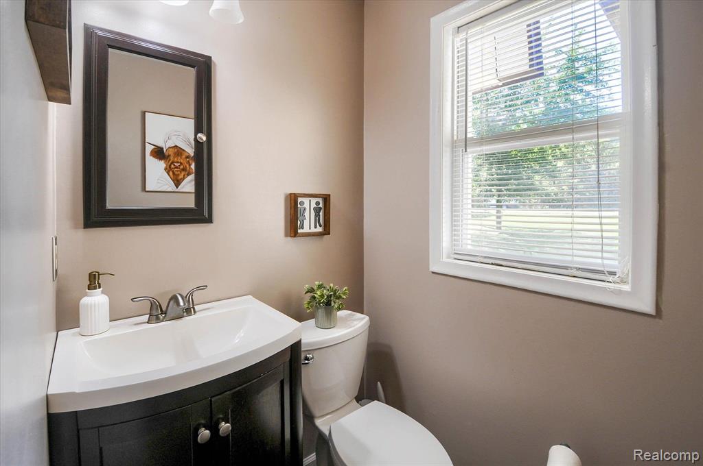 2403 Reid Road Grand Blanc, MI 48439 - Photo 20 of 36