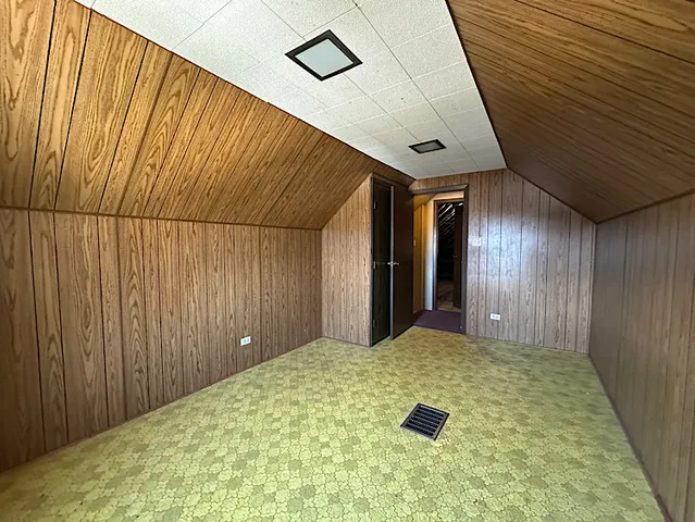 $299,500 | 2922 North Natchez Avenue, Chicago, IL 60634