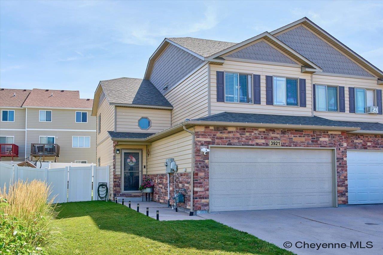 3921 Saddle Ridge Trail Cheyenne, WY 82001 - Photo 2 of 26 Gallery Image 2