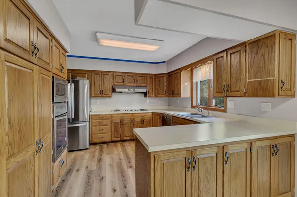 $250,000 | 706 7th Avenue Northwest, Clara City, MN 56222