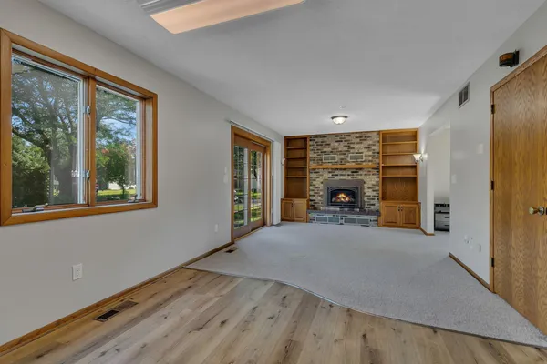 $250,000 | 706 7th Avenue Northwest, Clara City, MN 56222