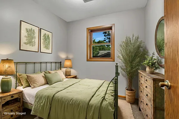 $250,000 | 706 7th Avenue Northwest, Clara City, MN 56222