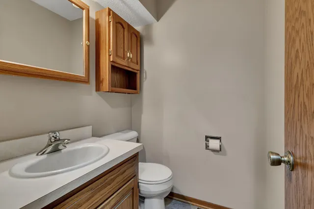 $260,000 | 706 7th Avenue Northwest, Clara City, MN 56222