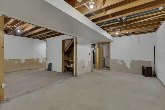 $260,000 | 706 7th Avenue Northwest, Clara City, MN 56222