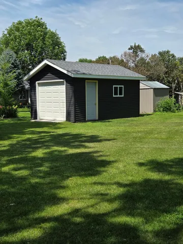 $260,000 | 706 7th Avenue Northwest, Clara City, MN 56222